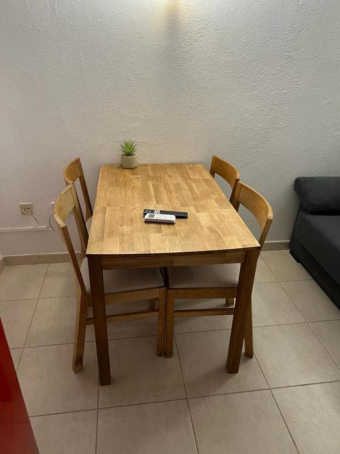 Apartament La Cova Peralada Eksteriør billede